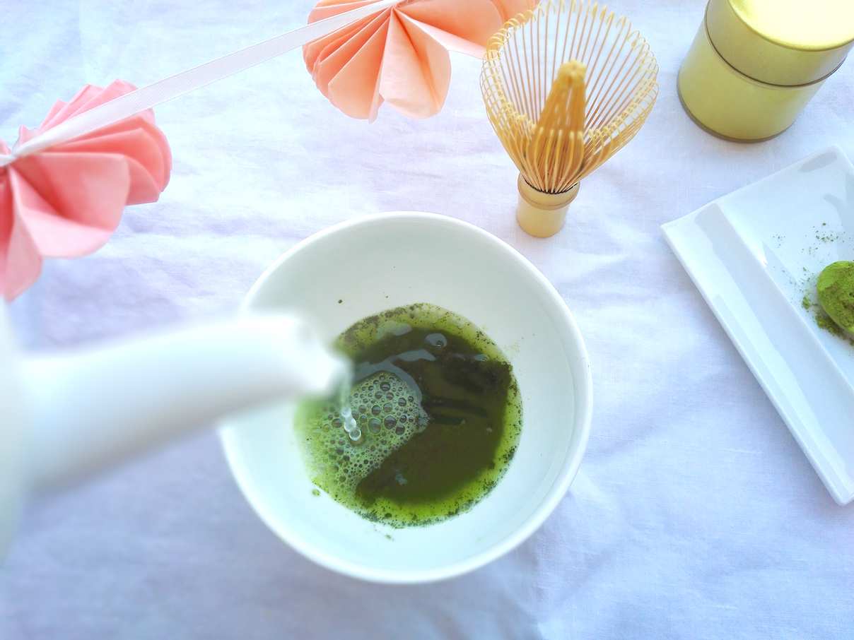 The Lupicia Matcha Tea Lesson will show you the amounts of matcha tea and water to use to make the perfect matcha